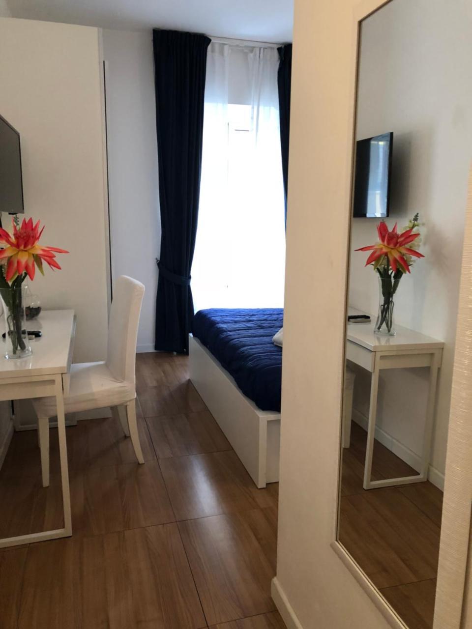 Residenza Giulia Al Colosseo Rom Eksteriør billede