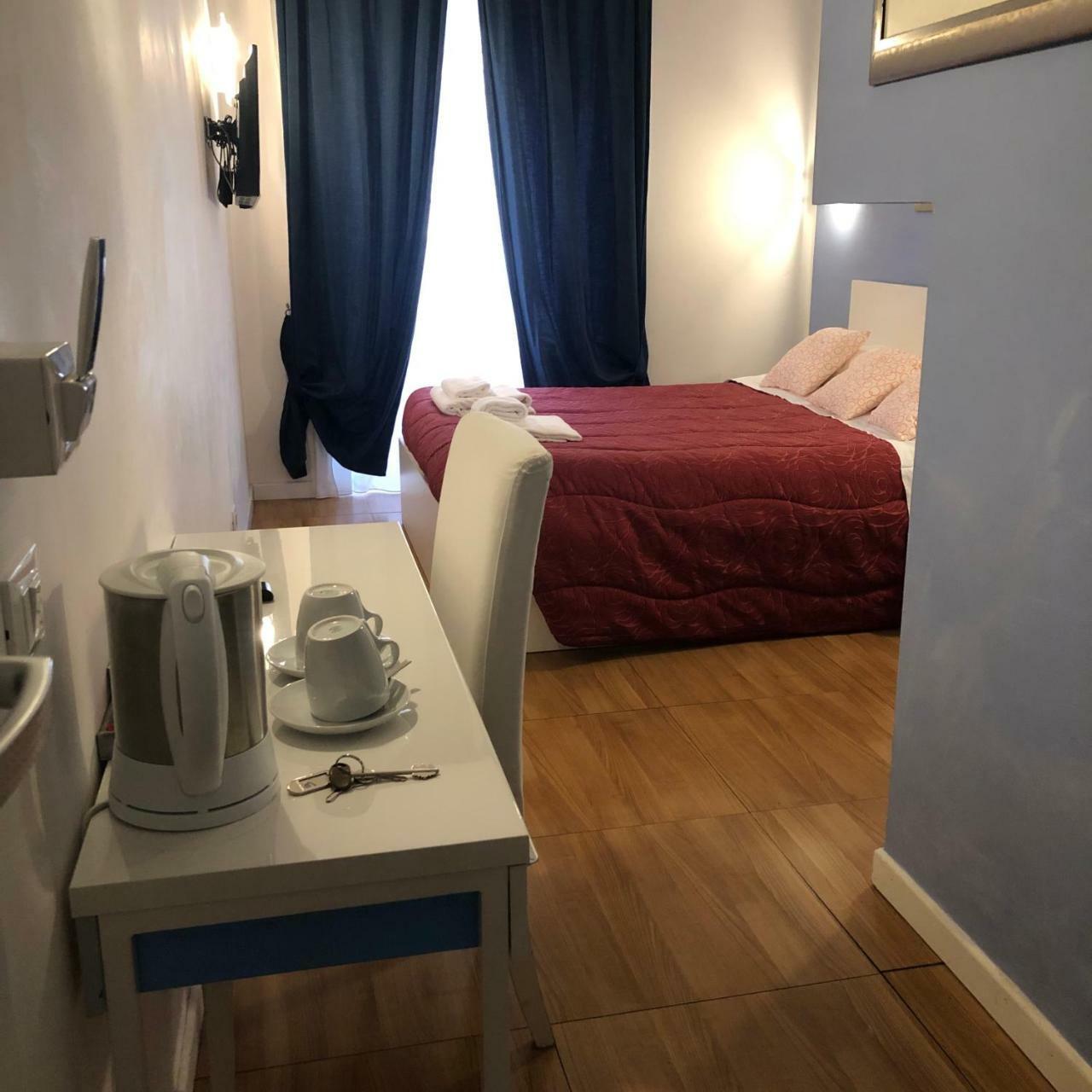 Residenza Giulia Al Colosseo Rom Eksteriør billede